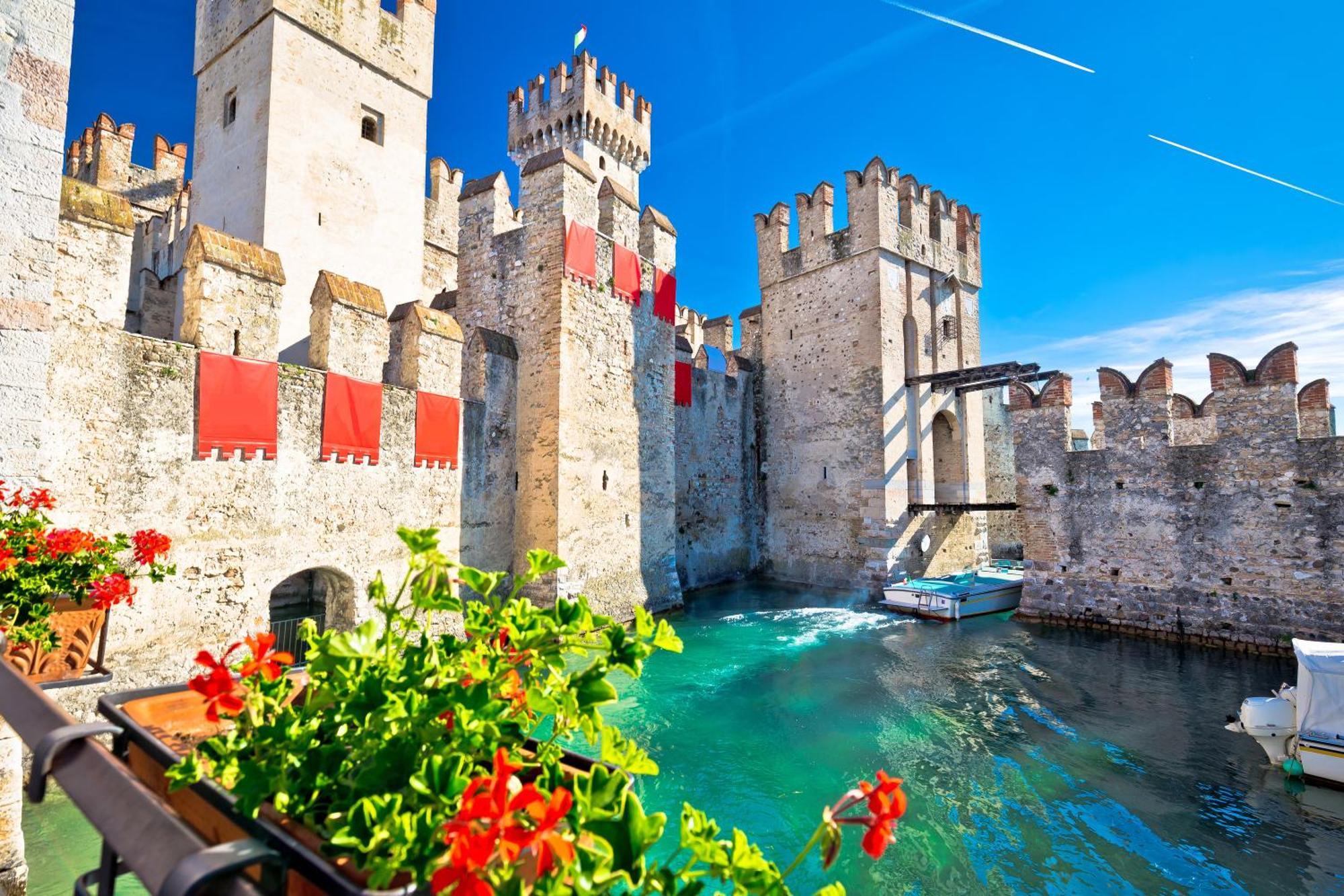 Casa Emma With Pool - Happy Rentals Sirmione Buitenkant foto